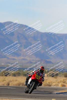 media/Dec-17-2023-CVMA (Sun) [[bf0c04832d]]/Race 2 Amateur Supersport Open/